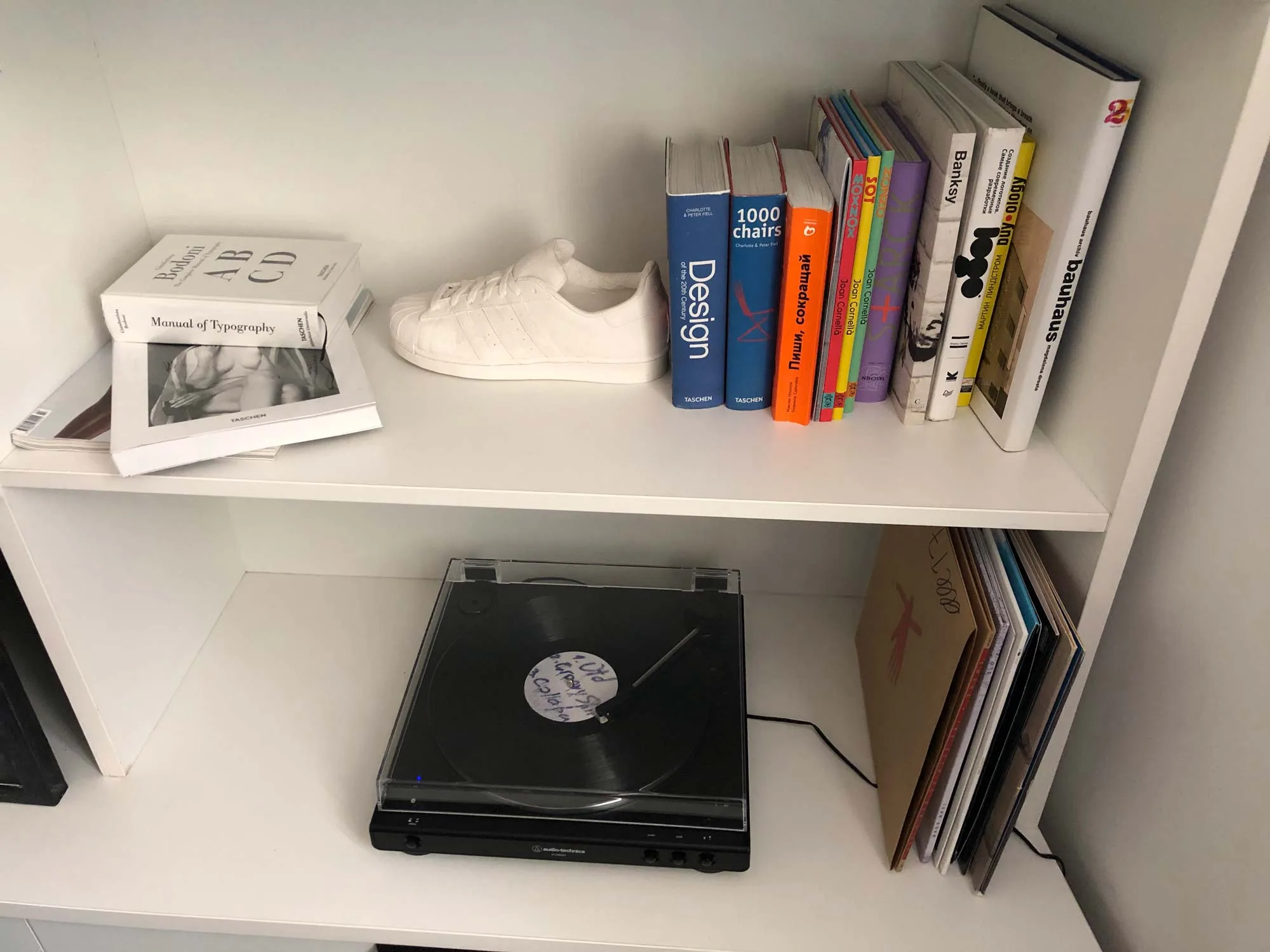 intsign books